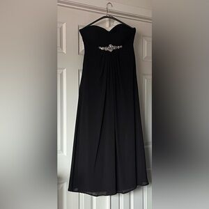 Black Strapless Formal Dress